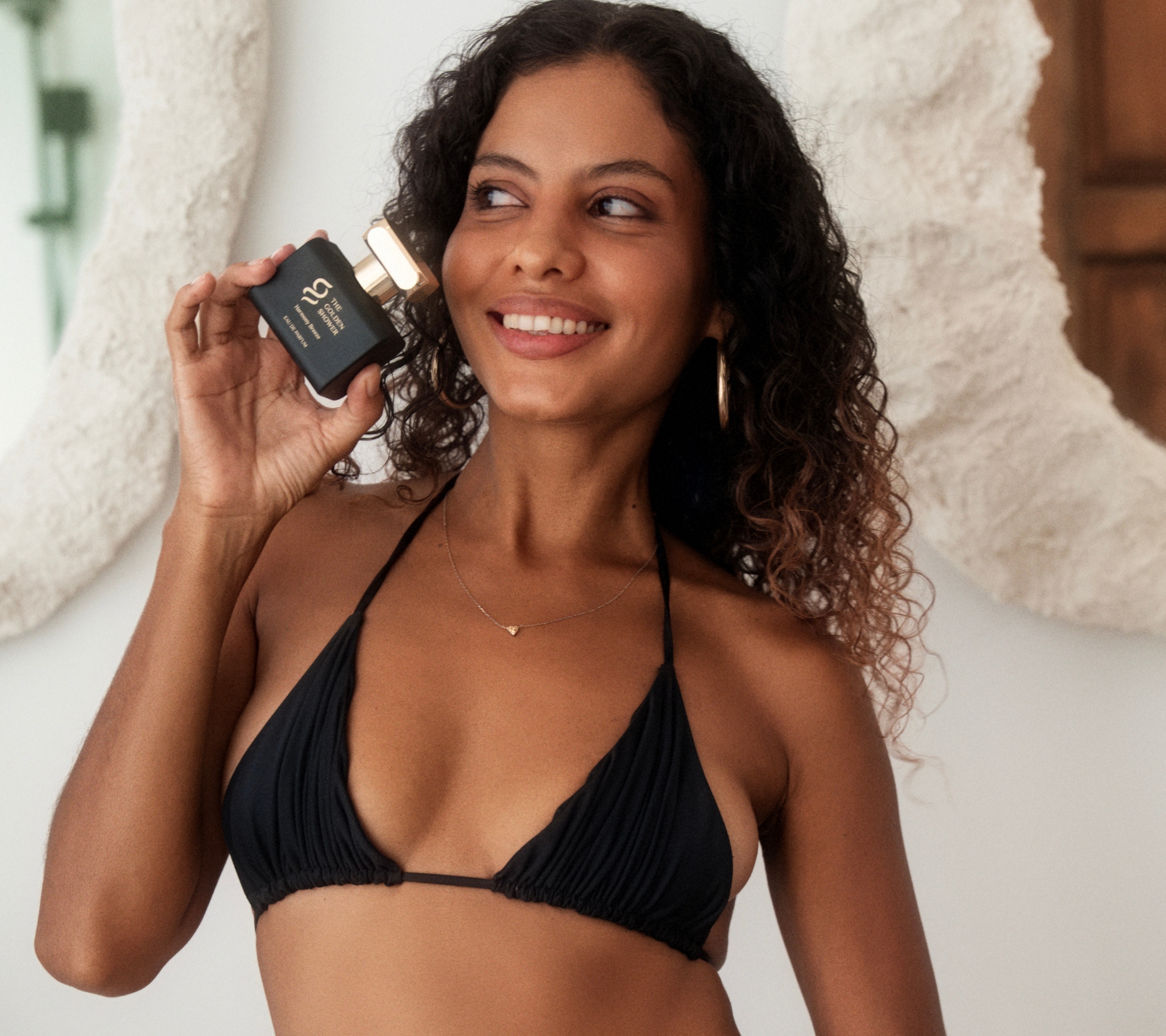 The Power of Presence: Why Your Scent Is the First Impression That Lasts